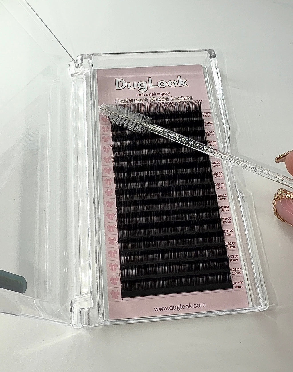 0.03 CC Cashmere Matte Lash Extensions