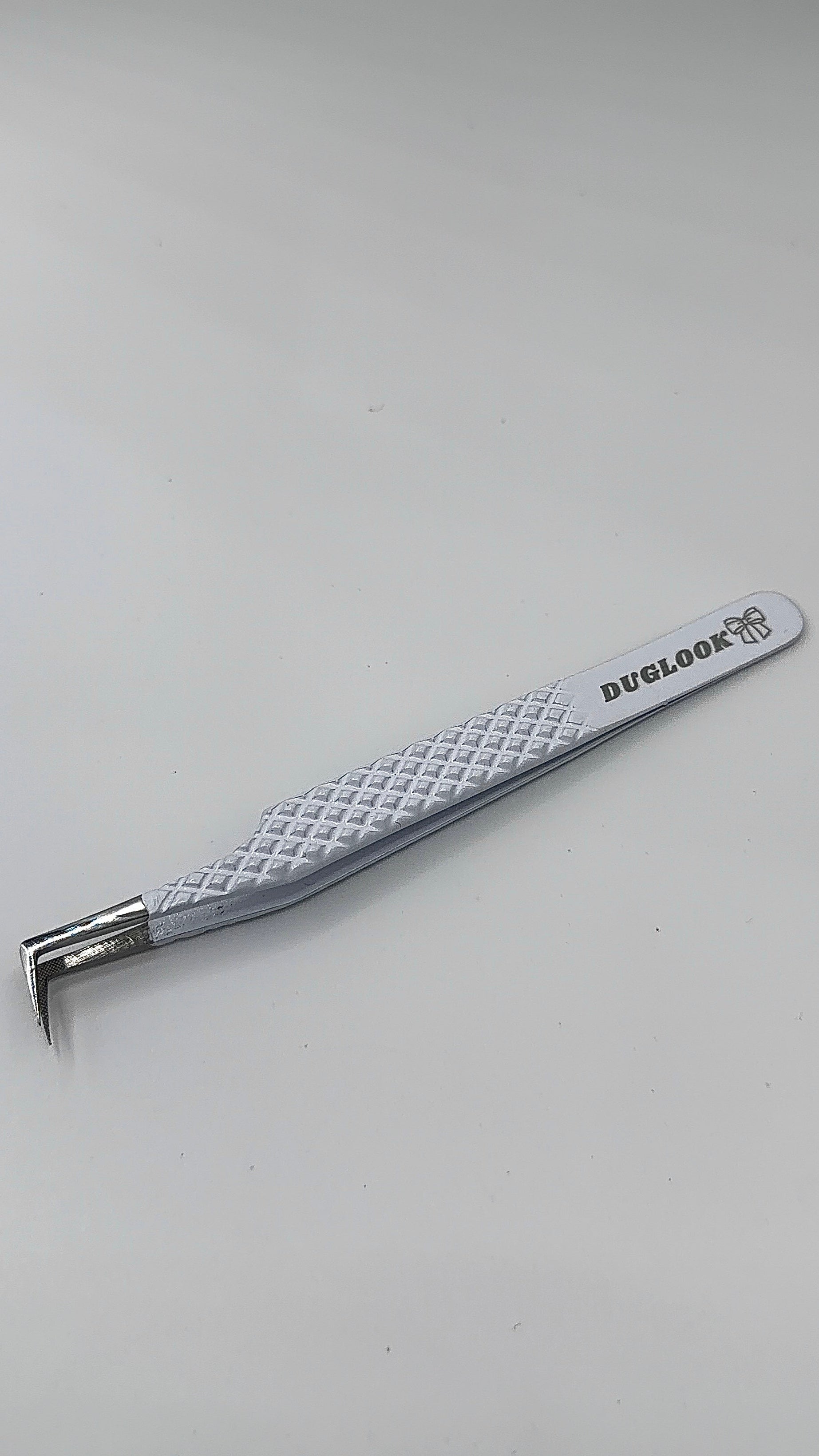 White Fiber Tip Volume Boot Tweezer