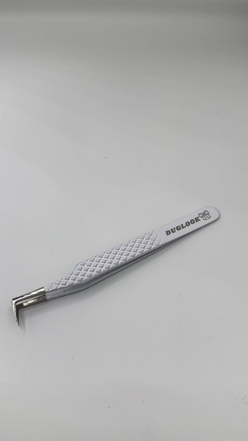 White Fiber Tip Volume Boot Tweezer